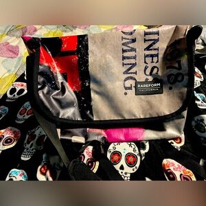 RAREFORM messenger bag